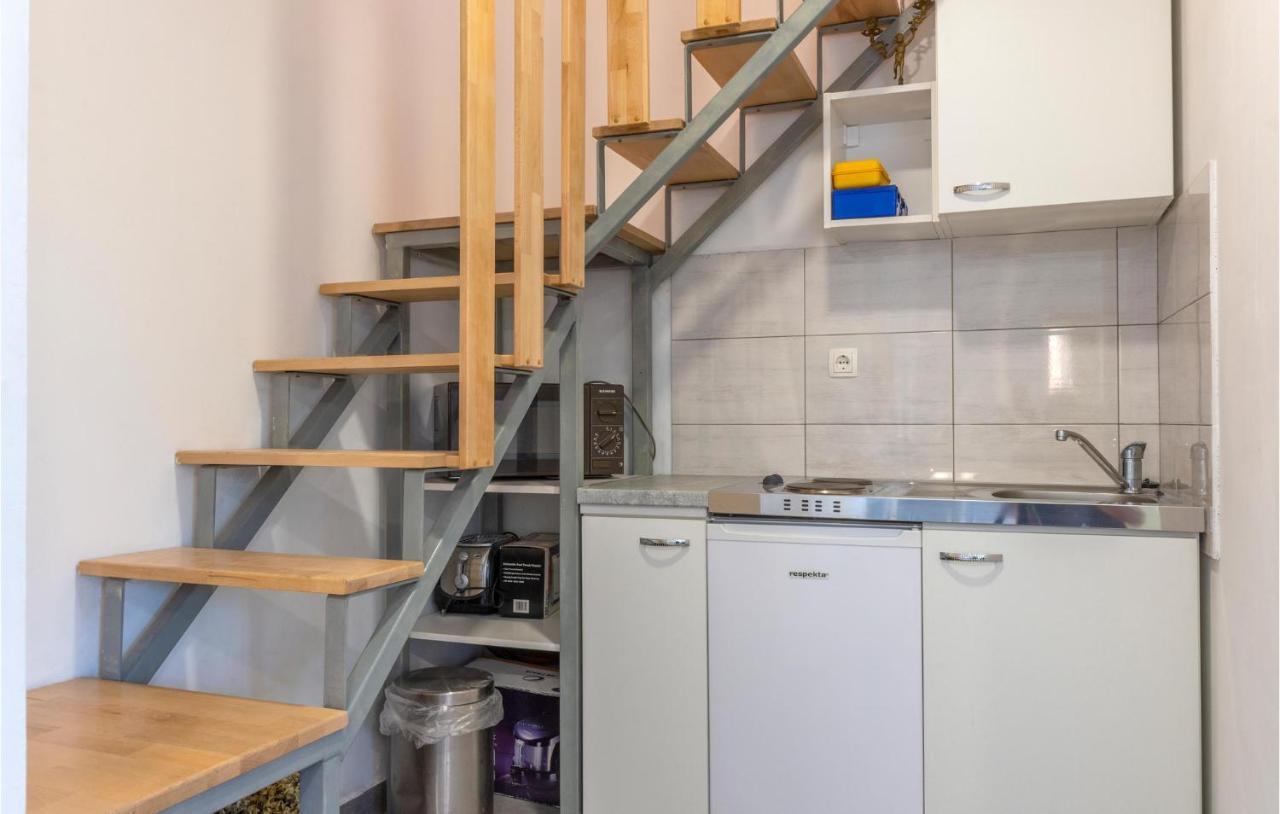 Gorgeous Apartment In Omis With Kitchen ภายนอก รูปภาพ